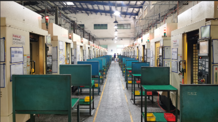 李曉彤率隊(duì)赴東莞市考察企業(yè)，與家鄉(xiāng)企業(yè)家共話家電零配件銷(xiāo)售新機(jī)遇